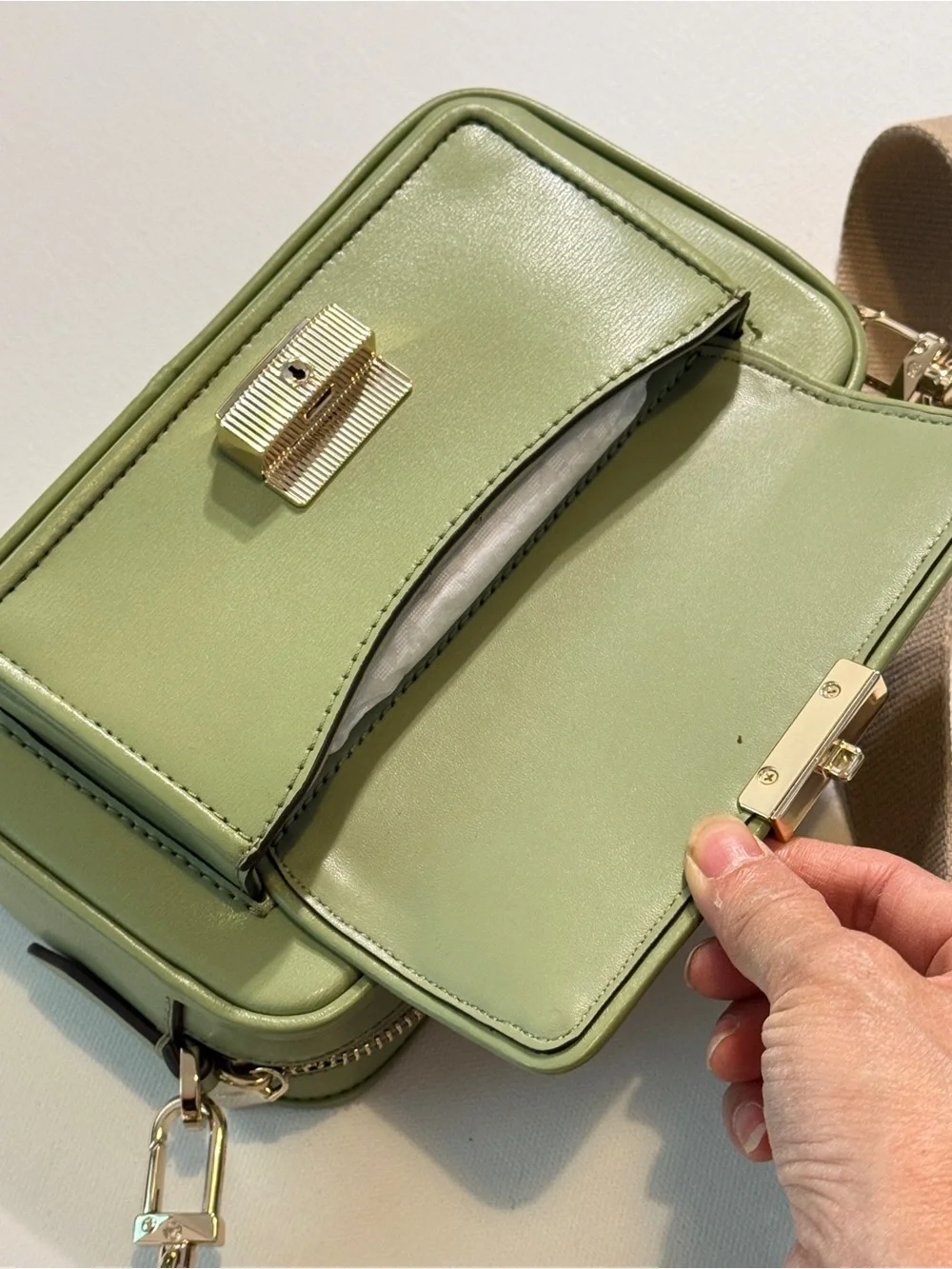 NWT Michael Kors BRADSHAW Crossbody Handbag LIGHT SAGE